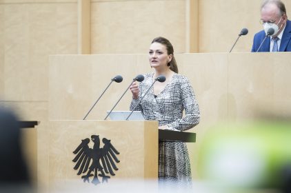 Digitalministerin Gerlach spricht im Bundesrat