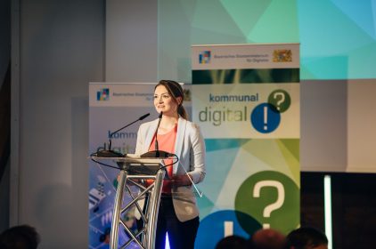 Digitalministerin Judith Gerlach, MdL bei der Preisverleihung zum Ideenwettbewerb Kommunal? Digital!