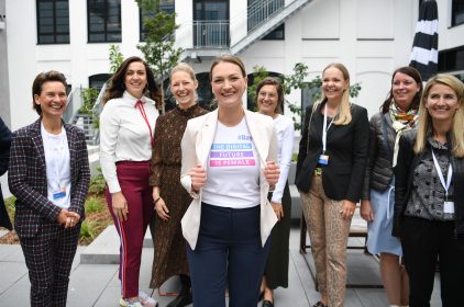 Gruppenbild mit Digitalministerin Gerlach